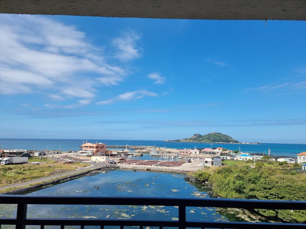 Eutteum-won Country house Jeju